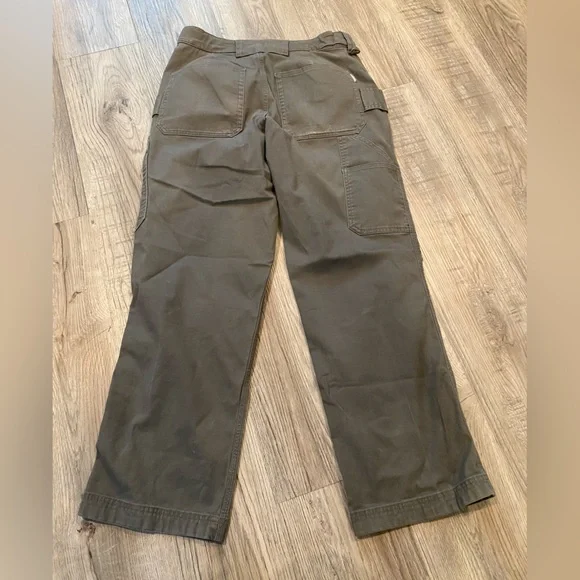 Duluth Trading Gray Cargo Carpenter Pants Mens Size 32x30 - Picture 3 of 6